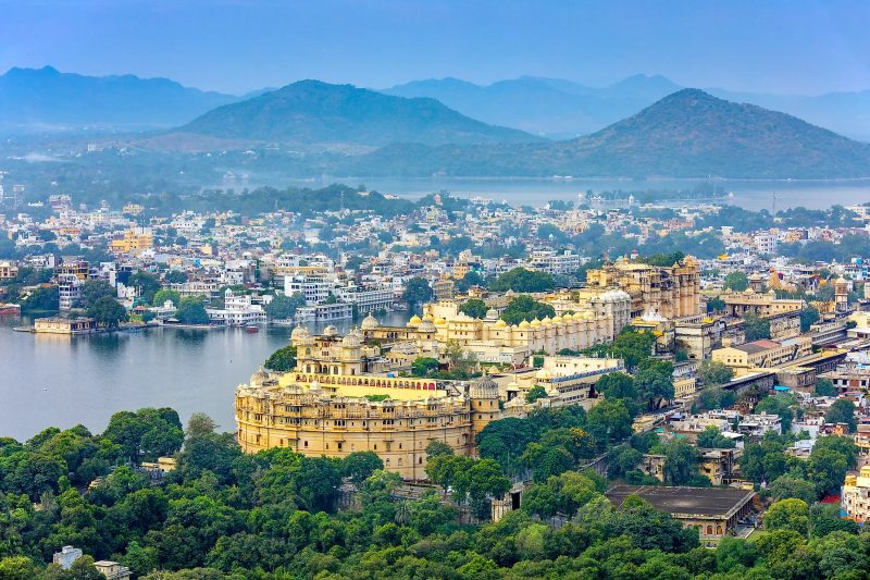 Udaipur, Sajjangarh Monsoon Palace & Mount Abu Tour